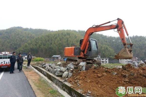 农村拆房补贴标准是什么？领取补贴需注意哪些事项？